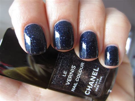 Vintage CHANEL – ‘Ciel De Nuit/Night Sky’ (swatches .